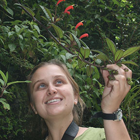 Dr. Laura Lagomarsino