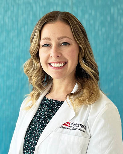 Headshot Dr. Emily Gum