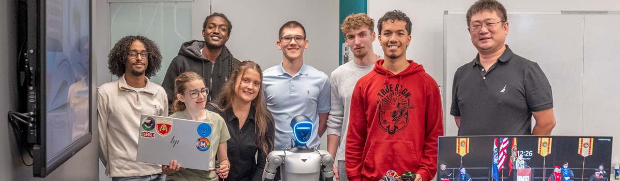 UMSL students in an engineering class