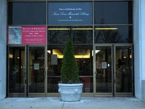 Thomas Jefferson Library Entrance from outside building