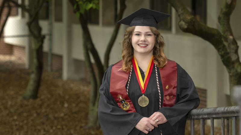 Allison Lendman relishing research experiences while pursuing master’s in biochemistry and biotechnology
