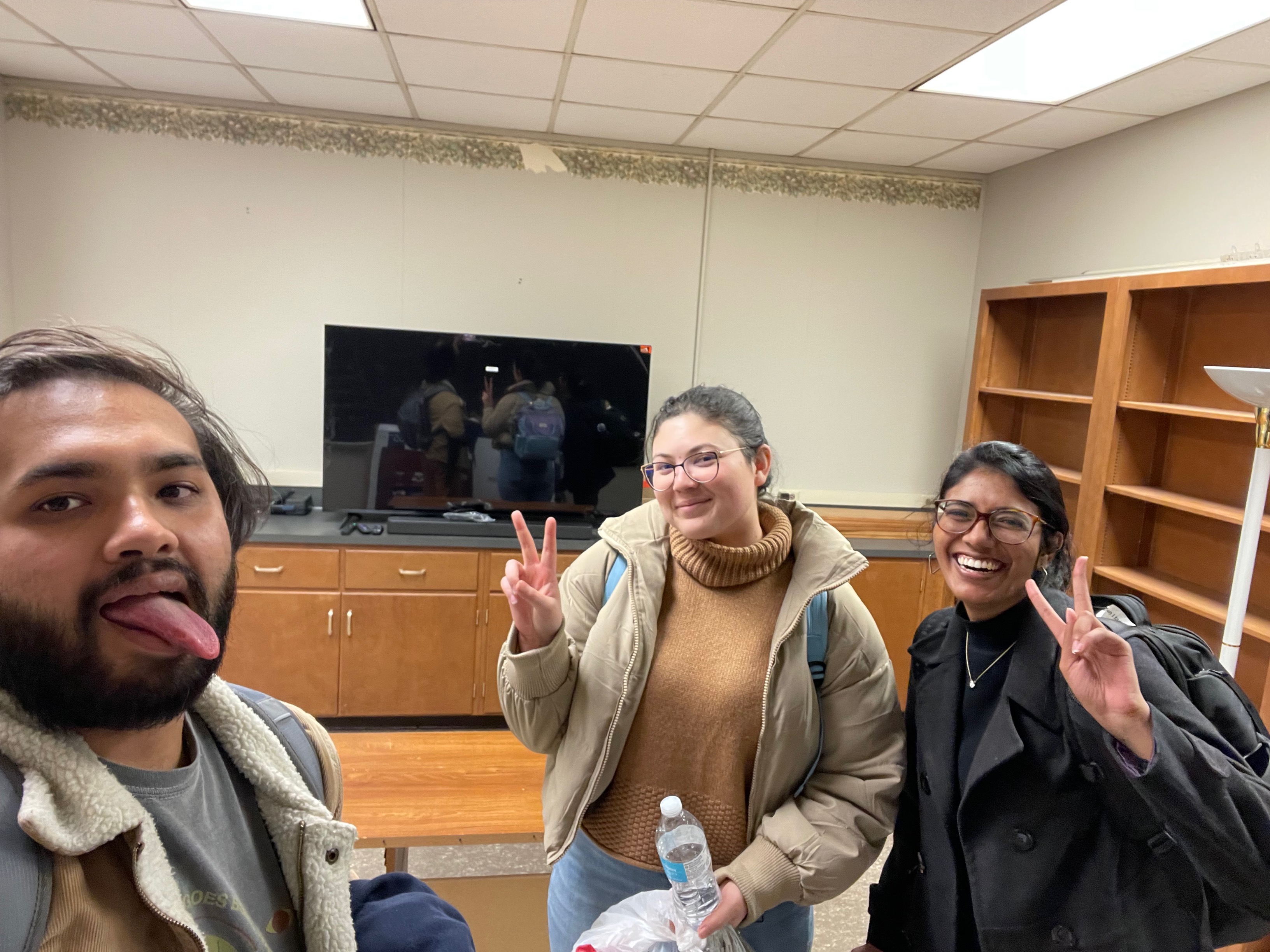 The ASPIRE Lab has some new tech thanks to our lovely lab members who helped set it up!