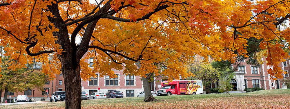 shuttle bus in fall