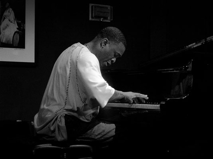 Carlos Mckinney 2003