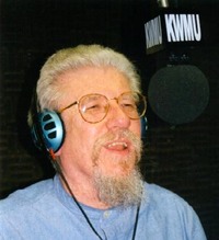 kwmu4a.jpg