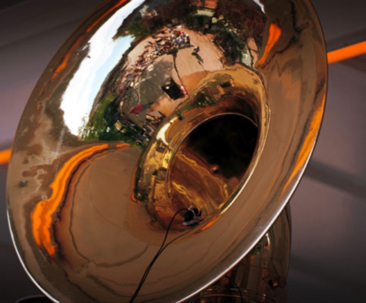Tuba 2001